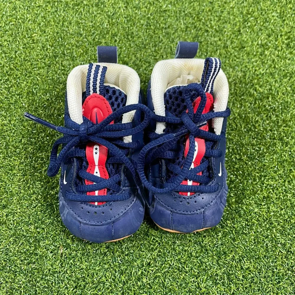 Nike step out
